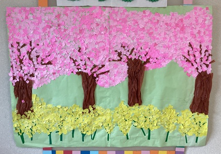 🌸春の壁画作り🌸