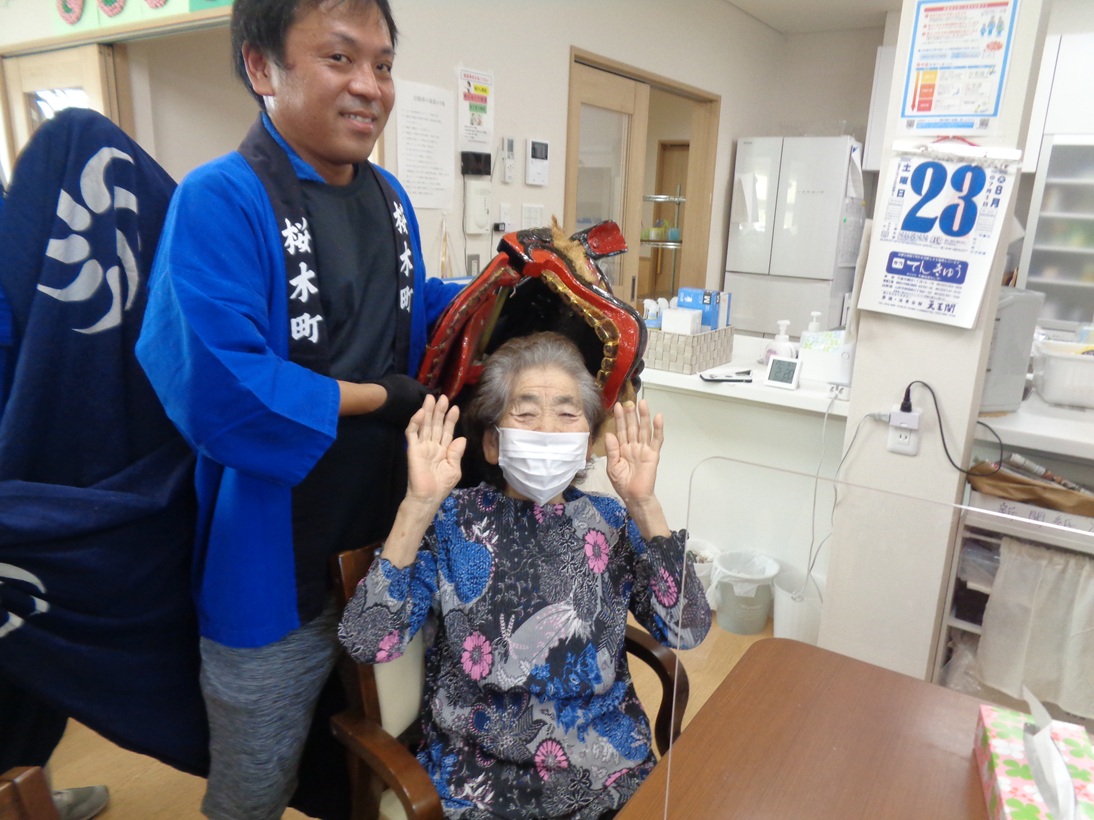 お獅子様がやって来た！！