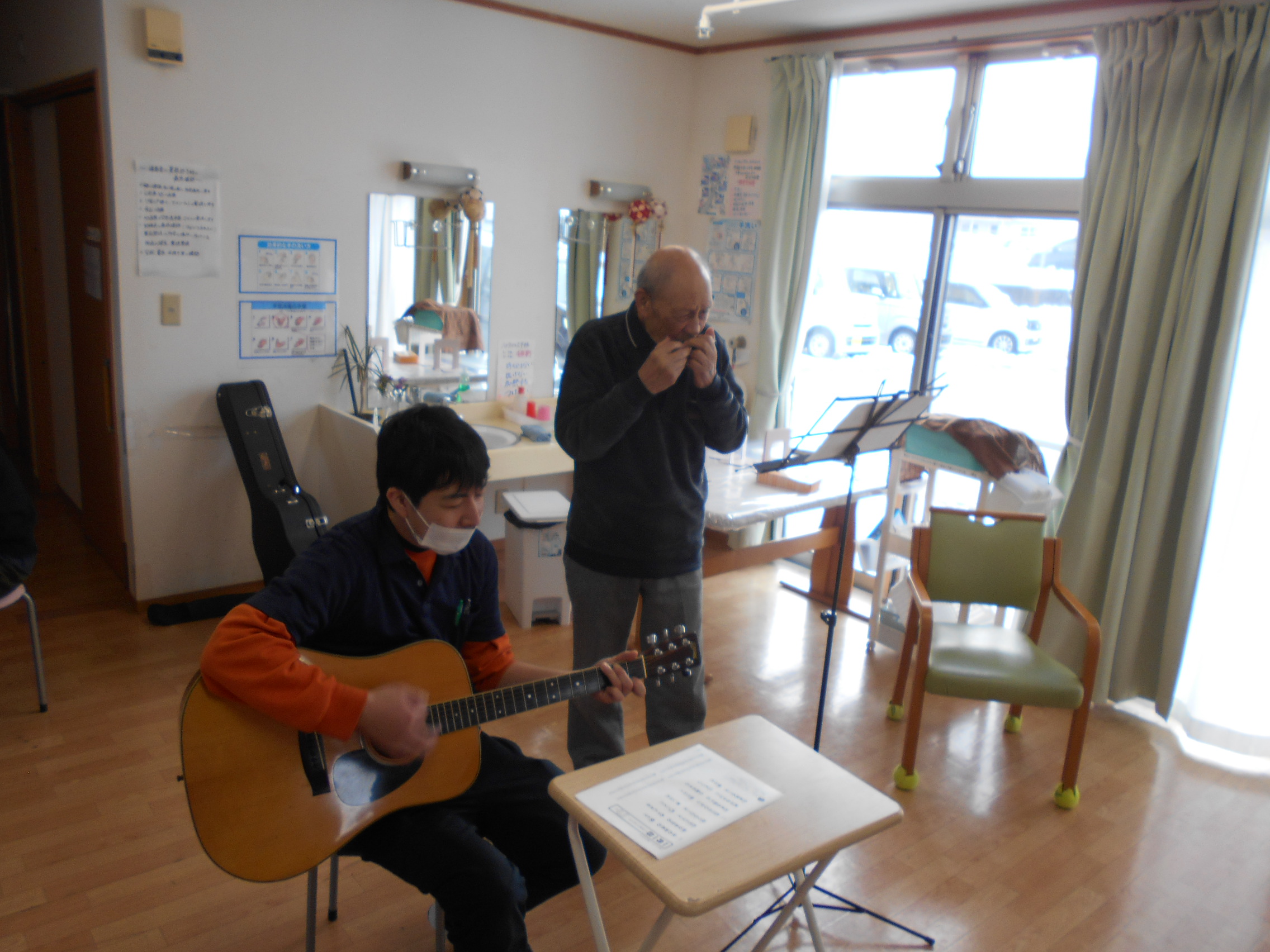 今年も良い年になりますように・・ニューイヤーコンサートを開催♪